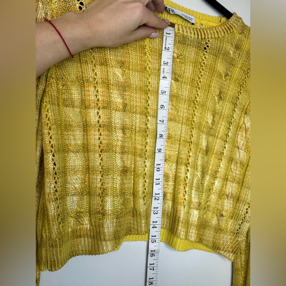 Zara Yellow Crew Neck Sweater with Textured Knit - Picture 8 of 17
